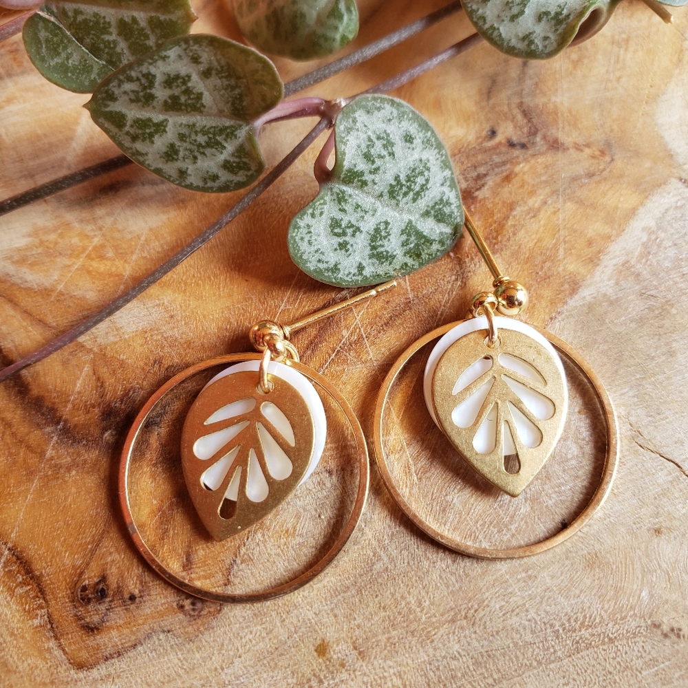 Dainty Raw Brass x Seashell Stud Earrings